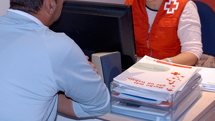 Unterstützungsprojekt für Beschäftigung für Menschen über 45. Spanisches Rotes Kreuz. Lugo - Galizien