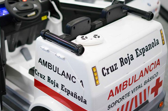 Los niños del hospital HULA de Lugo irán al quirófano en coche teledirigido. Cruz Roja Lugo