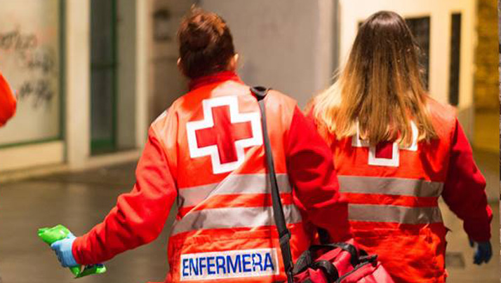 Esperti infermieri in caso di emergenza. Croce Rossa Spagnola Lugo